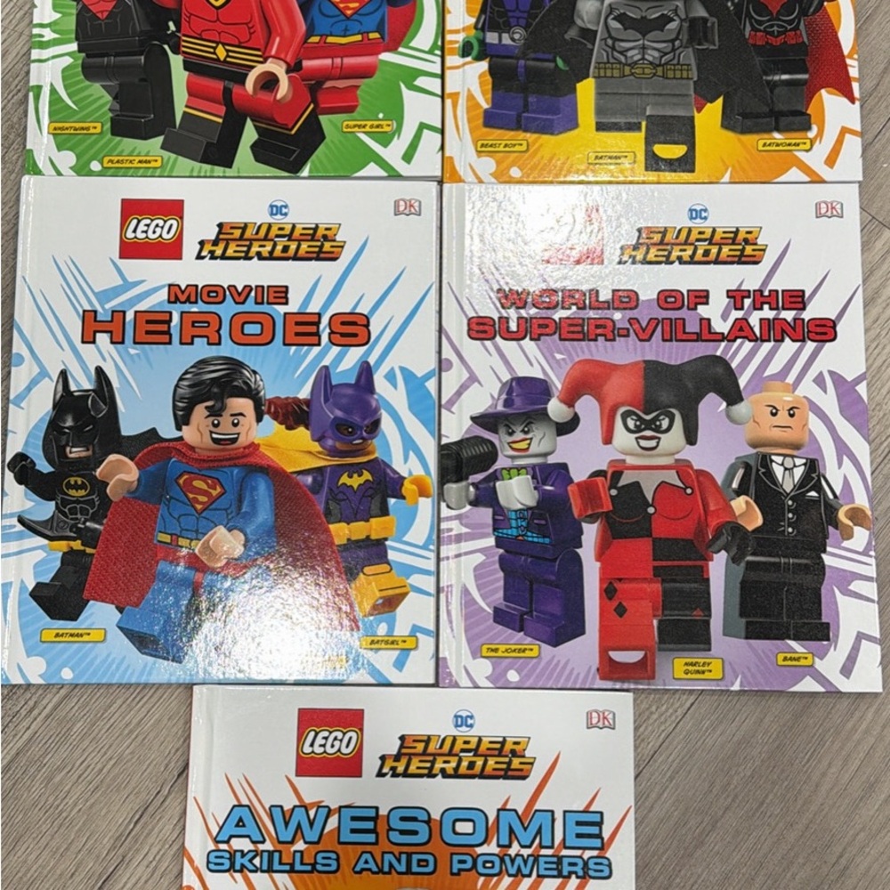 LEGO Super Heroes Book Set - Red, Blue, Black, Purple